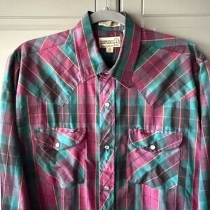 Sheplers Men's Vintage Western Plaid Pearl‎ Snap L/S Shirt, Fuschia Green,  M